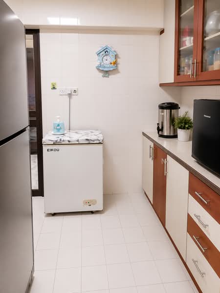 529 Woodlands Drive 14, 529 Woodlands Drive 14, 3 Bedrooms, 1,323 sqft, HDB Flat For Sale, by Yanxiu Lin, 500039598 - Kitchen - PropertyGuru.com.sg