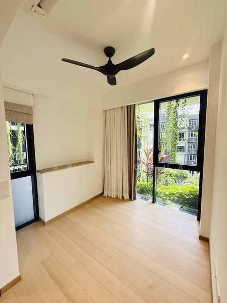Jervois Mansion, 12 Jervois Close, 4 Bedrooms, 1,539 sqft, Condominium For Rent, by Gareth Chua, 500039702 - Junior Master Room - PropertyGuru.com.sg