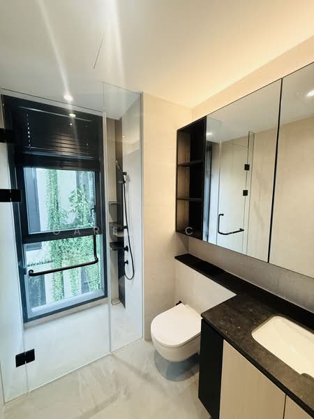 Jervois Mansion, 12 Jervois Close, 4 Bedrooms, 1,539 sqft, Condominium For Rent, by Gareth Chua, 500039702 - Junior Master Bathroom - PropertyGuru.com.sg