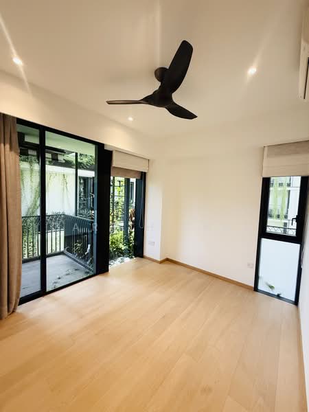 Jervois Mansion, 12 Jervois Close, 4 Bedrooms, 1,539 sqft, Condominium For Rent, by Gareth Chua, 500039702 - Master Bedroom - PropertyGuru.com.sg