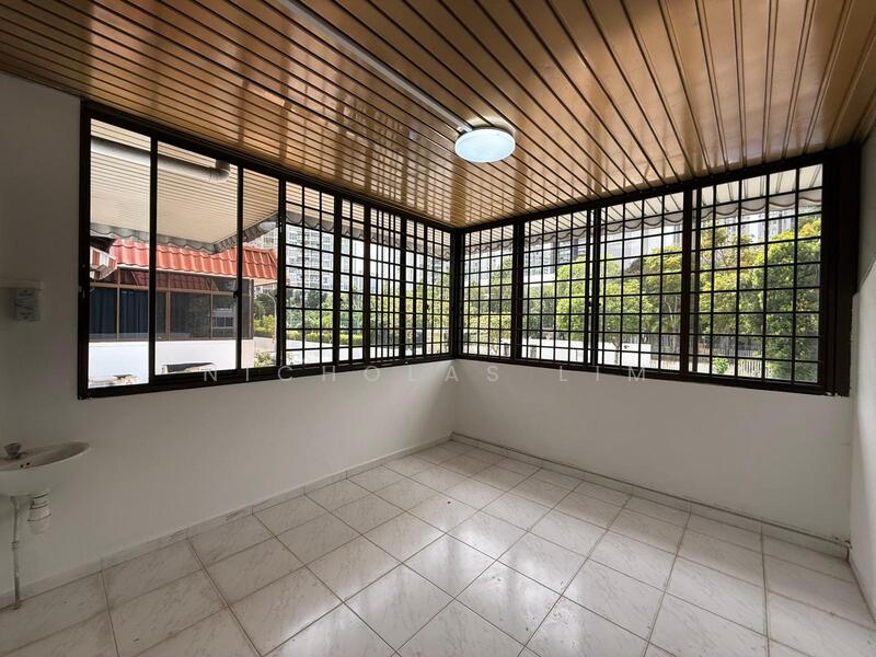 For Rent - Inter-Terrace Right Next To Katong V and i12 Katong 5 mins walk to Marin Parade MRT