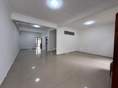 For Rent - Inter-Terrace Right Next To Katong V and i12 Katong 5 mins walk to Marin Parade MRT