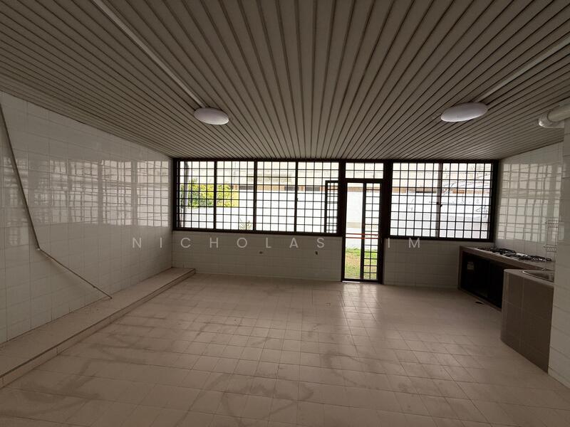 For Rent - Inter-Terrace Right Next To Katong V and i12 Katong 5 mins walk to Marin Parade MRT