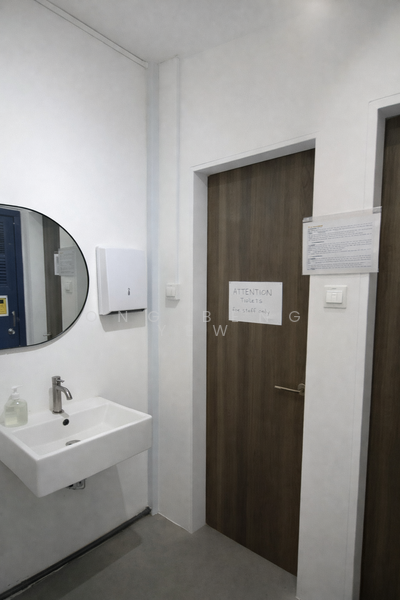 🌟Renovated Shophouse-Style Commercial Unit Near Jalan Besar & Farrer Park🌟, Kitchener Road / Rochor Canal Road / Tyrwhitt Road, 2,440 sqft, Shop / Shophouse For Rent, by Ong Beng Yew, 500039705 - CommercialGuru.com.sg