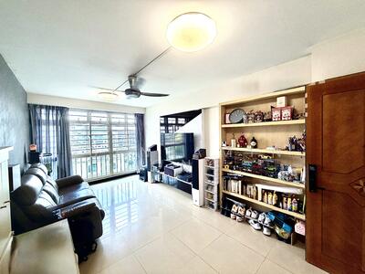 For Sale - 264B Compassvale Bow