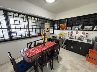 For Sale - 447 Hougang Avenue 10