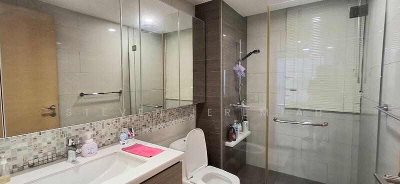 Master Ensuite Bathroom