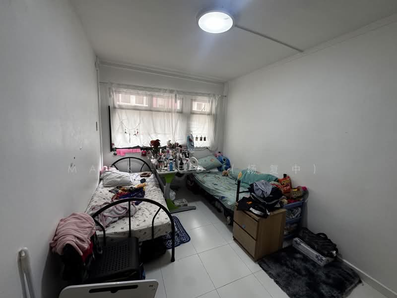 297 Yishun Street 20 HDB Flat For Sale at S$ 688,000 | PropertyGuru Singapore - Common Bedroom 1