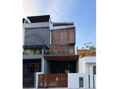 For Sale - ❤️GIANT⚡️Brand New 5 Lvls Inter-Terrace w Mezzanine, Attic & Lift