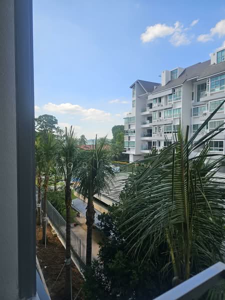The Shorefront, 165A Jln. Loyang Besar, 3 Bedrooms, 926 sqft, Apartment For Sale, by Jodia Tay, 500039883 - Exterior - PropertyGuru.com.sg