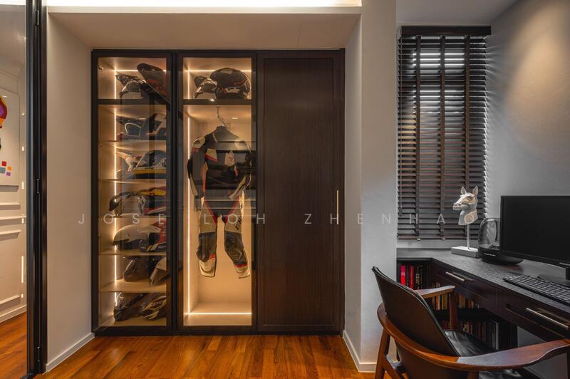 Binjai Crest Terraced House For Sale at S$ 3,398,000 | PropertyGuru Singapore - Study