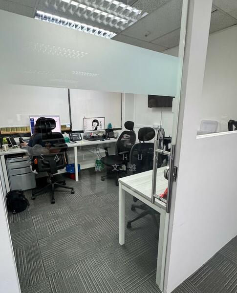 Parkview Square, 600 North Bridge Road, 1,350 sqft, Office For Rent, by Sally Huang 黄文雅, 500039902 - Interior - CommercialGuru.com.sg