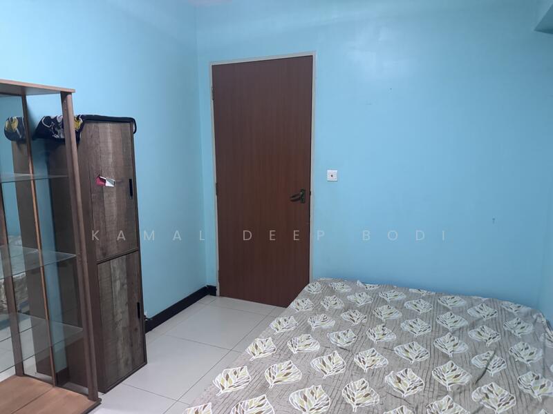 For Rent - 869B Tampines Avenue 8