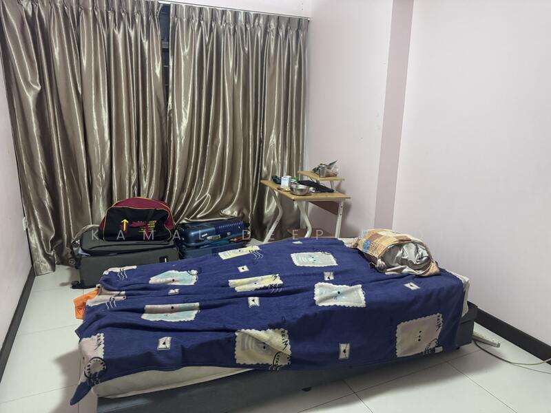 For Rent - 869B Tampines Avenue 8