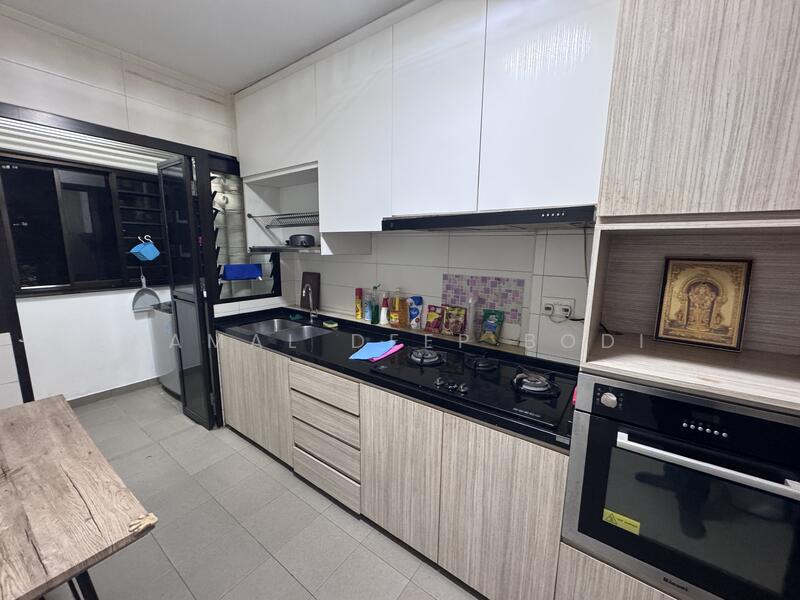 For Rent - 869B Tampines Avenue 8