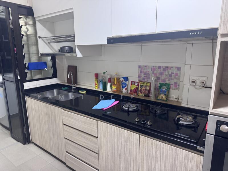 For Rent - 869B Tampines Avenue 8