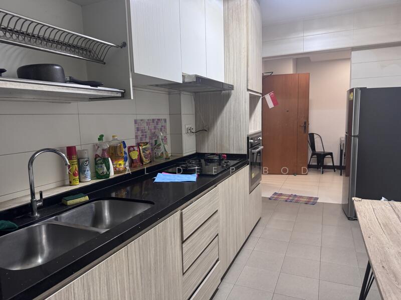 For Rent - 869B Tampines Avenue 8