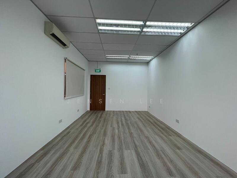 Wcega Tower, 21 Bukit Batok Crescent, 969 sqft, Light Industrial (B1) For Sale, by Jensen Lee, 500039966 - Interior - CommercialGuru.com.sg