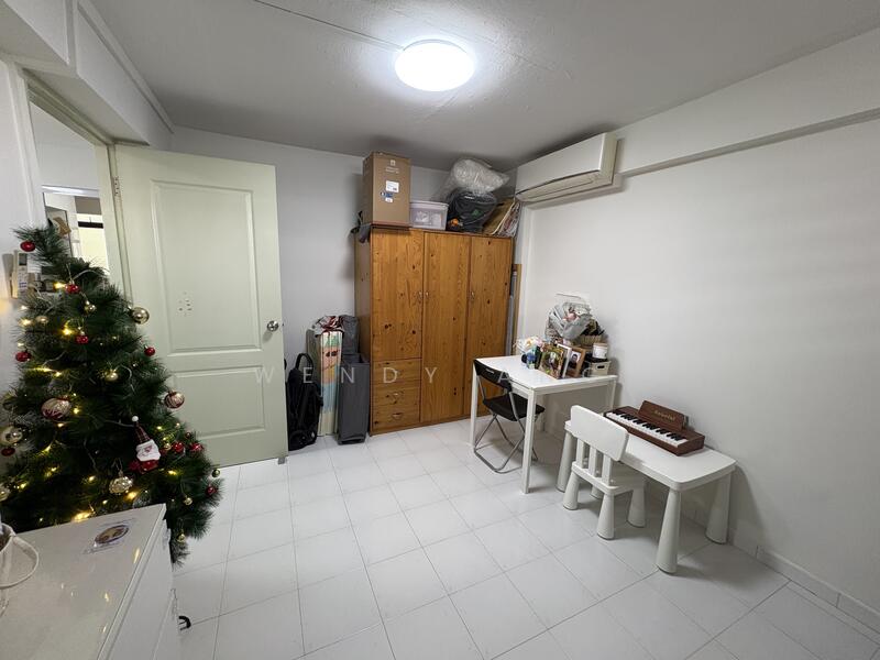 For Rent - 82 Commonwealth Close