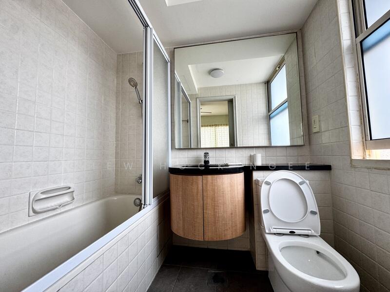 For Rent - St Michael's Condo