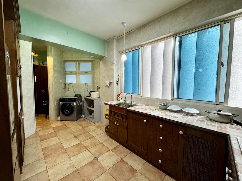 For Rent - St Michael's Condo