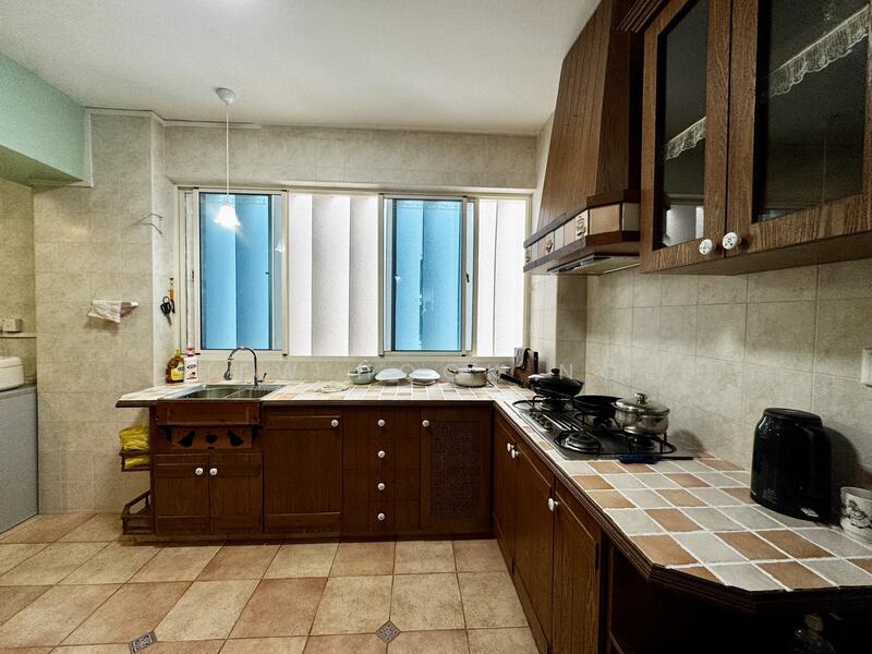 For Rent - St Michael's Condo