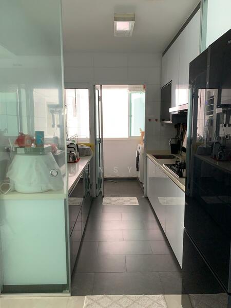 8B Upper Boon Keng Road HDB Flat For Sale at S$ 1,350,000 | PropertyGuru Singapore - Kitchen