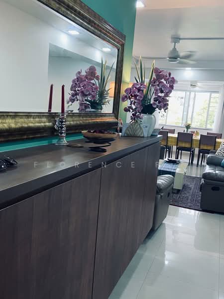 793 Woodlands Avenue 6, 793 Woodlands Avenue 6, 3 Bedrooms, 1,302 sqft, HDB Flat For Sale, by Florence P T, 500040212 - Living Room - PropertyGuru.com.sg