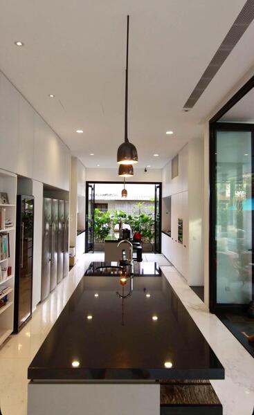 Open kitchen