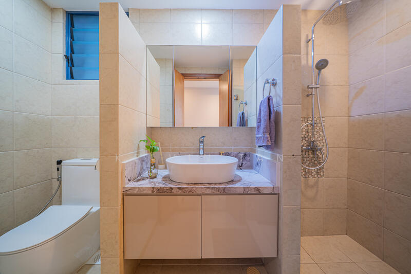 Water Place Condominium For Sale at S$ 2,700,000 | PropertyGuru Singapore - Bathroom