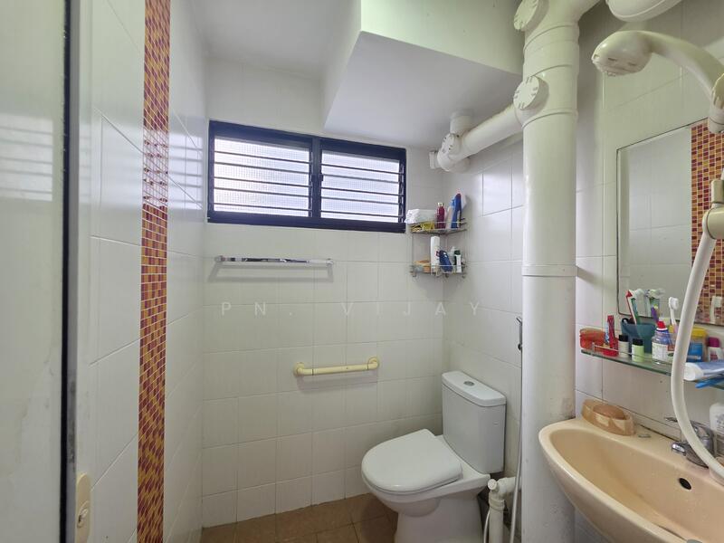 For Sale - 122 Paya Lebar Way