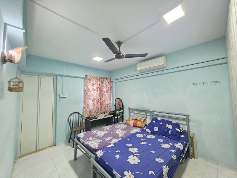 For Sale - 122 Paya Lebar Way