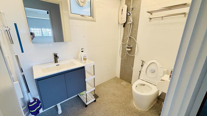 For Rent - 693A Woodlands Avenue 6