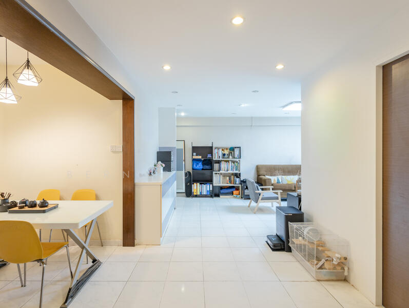 316C Anchorvale Link HDB Flat For Sale at S$ 688,000 | PropertyGuru Singapore - Living Room