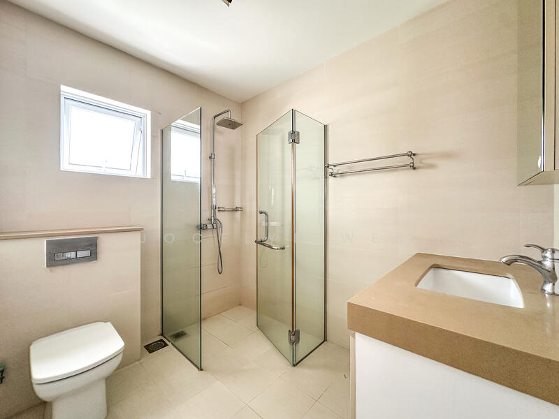 Lvl 2 - Bedroom 2' s Ensuite Bathroom