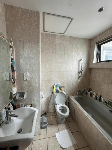 D'Grove Villas Condominium For Sale at S$ 7,600,000 | PropertyGuru Singapore - Bathroom