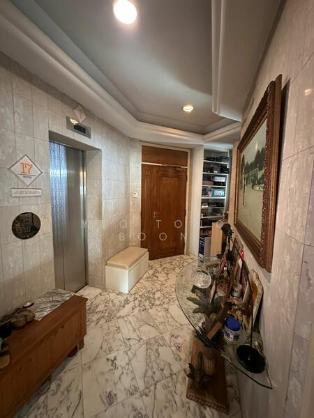 D'Grove Villas Condominium For Sale at S$ 7,600,000 | PropertyGuru Singapore - Entrance