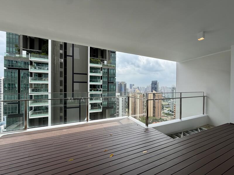 Skypark @ Somerset, 22 Saint Thomas Walk, 4 Bedrooms, 3,347 sqft, Apartment For Rent, by Maxim Loo, 500040611 - Balcony - PropertyGuru.com.sg