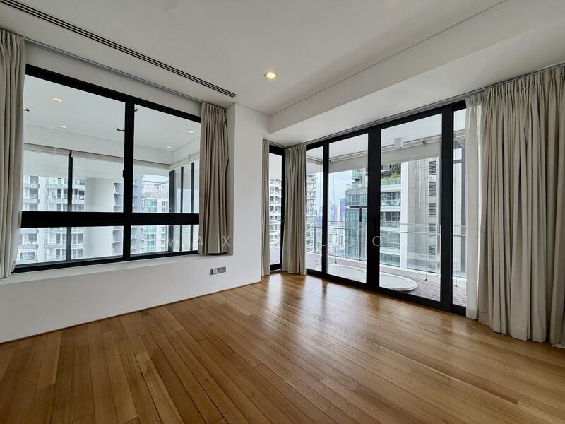 Skypark @ Somerset, 22 Saint Thomas Walk, 4 Bedrooms, 3,347 sqft, Apartment For Rent, by Maxim Loo, 500040611 - Balcony - PropertyGuru.com.sg