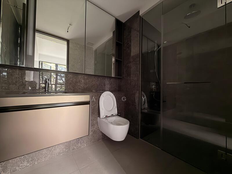 Tembusu Grand Condominium For Sale at S$ 1,888,888 | PropertyGuru Singapore - Bathroom