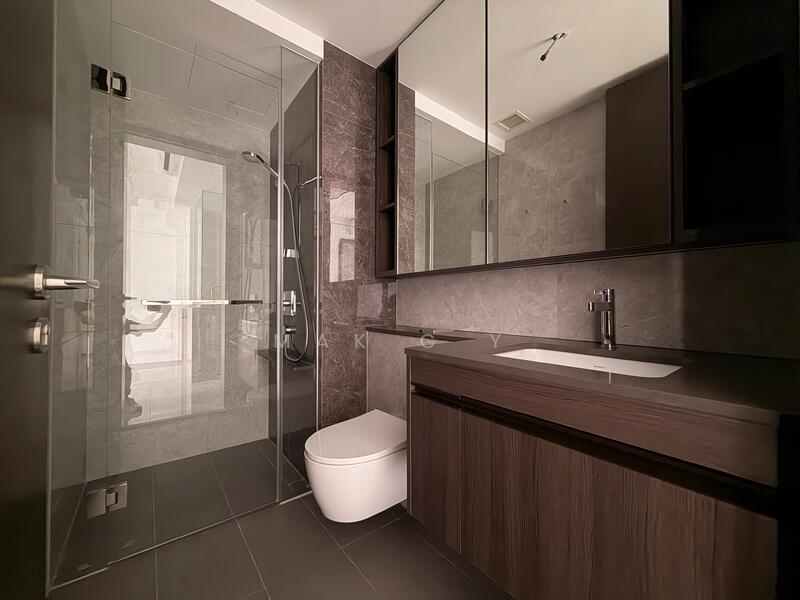 Tembusu Grand Condominium For Sale at S$ 1,888,888 | PropertyGuru Singapore - Bathroom