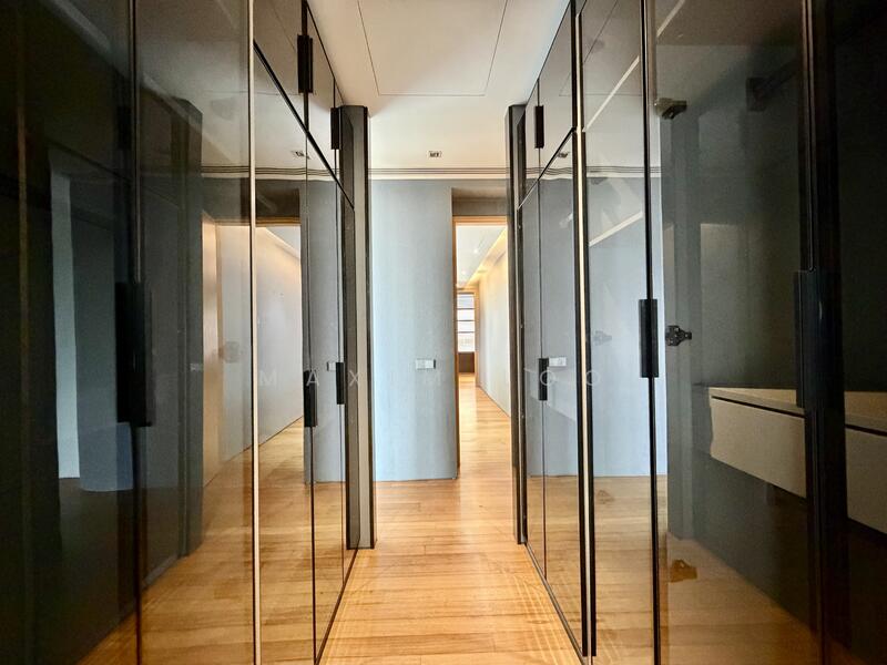 Skypark @ Somerset, 22 Saint Thomas Walk, 3 Bedrooms, 3,347 sqft, Apartment For Rent, by Maxim Loo, 500040660 - Corridor - PropertyGuru.com.sg