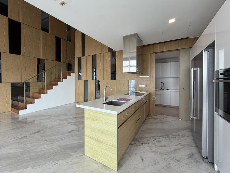 Skypark @ Somerset, 22 Saint Thomas Walk, 3 Bedrooms, 3,347 sqft, Apartment For Rent, by Maxim Loo, 500040660 - Kitchen - PropertyGuru.com.sg