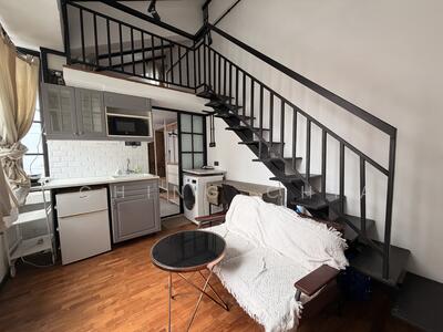 For Rent - River Valley Walk-up Studio