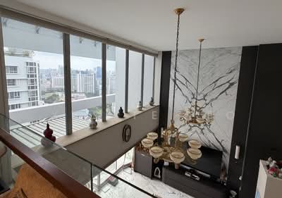 For Sale - De Royale