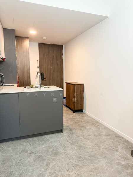 The M, 38 Middle Road, 2 Bedrooms, 614 sqft, Condominium For Sale, by Rayne Chua 蔡美慧, 500040705 - Kitchen - PropertyGuru.com.sg