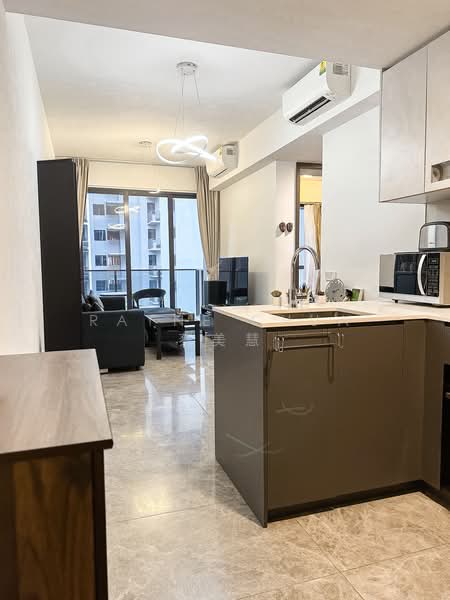 The M, 38 Middle Road, 2 Bedrooms, 614 sqft, Condominium For Sale, by Rayne Chua 蔡美慧, 500040705 - Living Room - PropertyGuru.com.sg