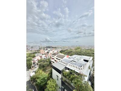 For Sale - Vacanza @ East