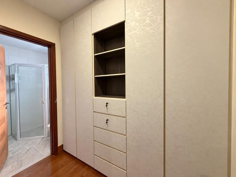 Corner Terrace in Serangoon Garden Estate, Chuan Link | Chuan Drive | Chuan Place, Hougang / Punggol / Sengkang, 5 Bedrooms, 3,514 sqft, Corner Terrace For Sale, by Marianne Terng, 500040745 - Attached Bathroom 5 - PropertyGuru.com.sg