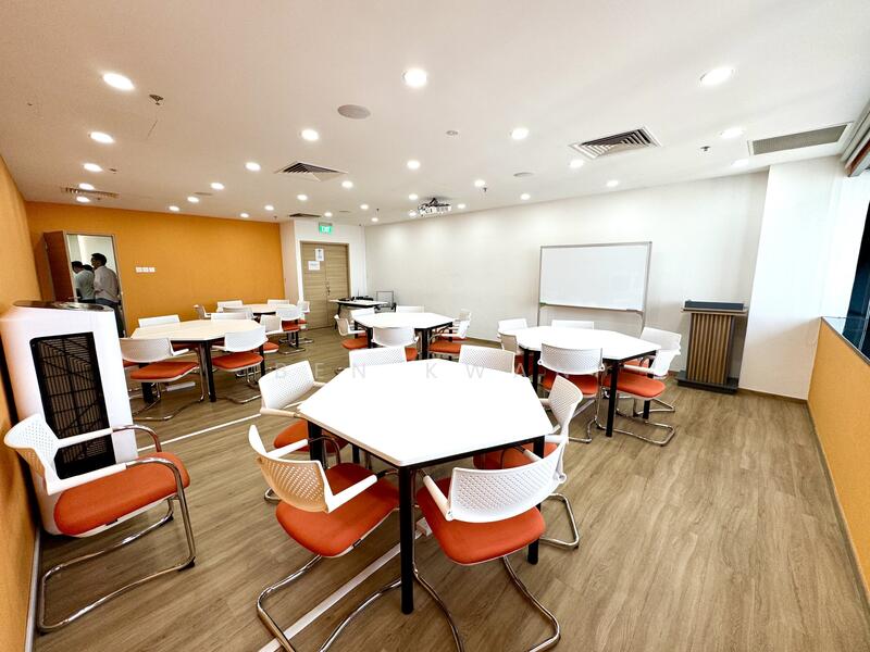 Chinatown Point, 133 New Bridge Road, 4,886 sqft, Office For Sale, by Ben Kwan, 500040773 - CommercialGuru.com.sg